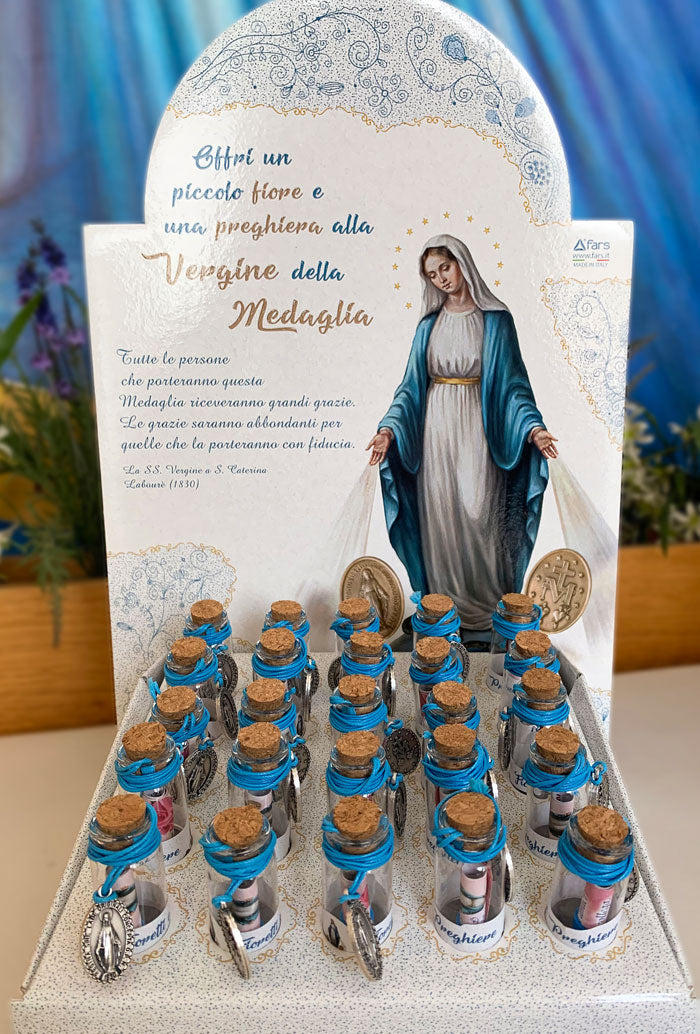 Bottiglietta in vetro con messaggio "Fioretti mariani" e ciondolo con medaglia miracolosa