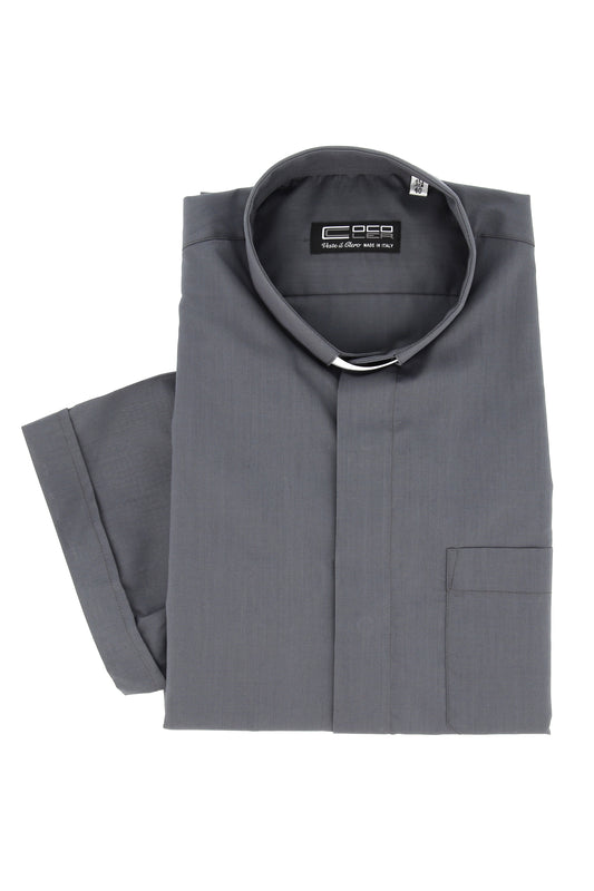 Camicia grigio scuro, manica corta, cotone, collo clergy