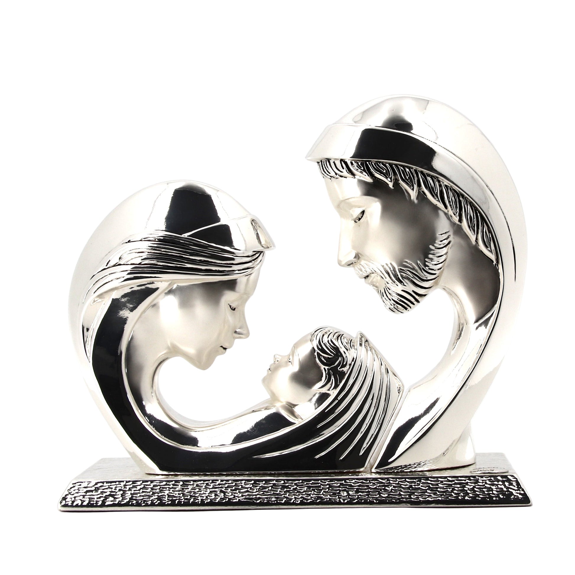 Sacra Famiglia in resina argentata con base. Altezza 21 cm