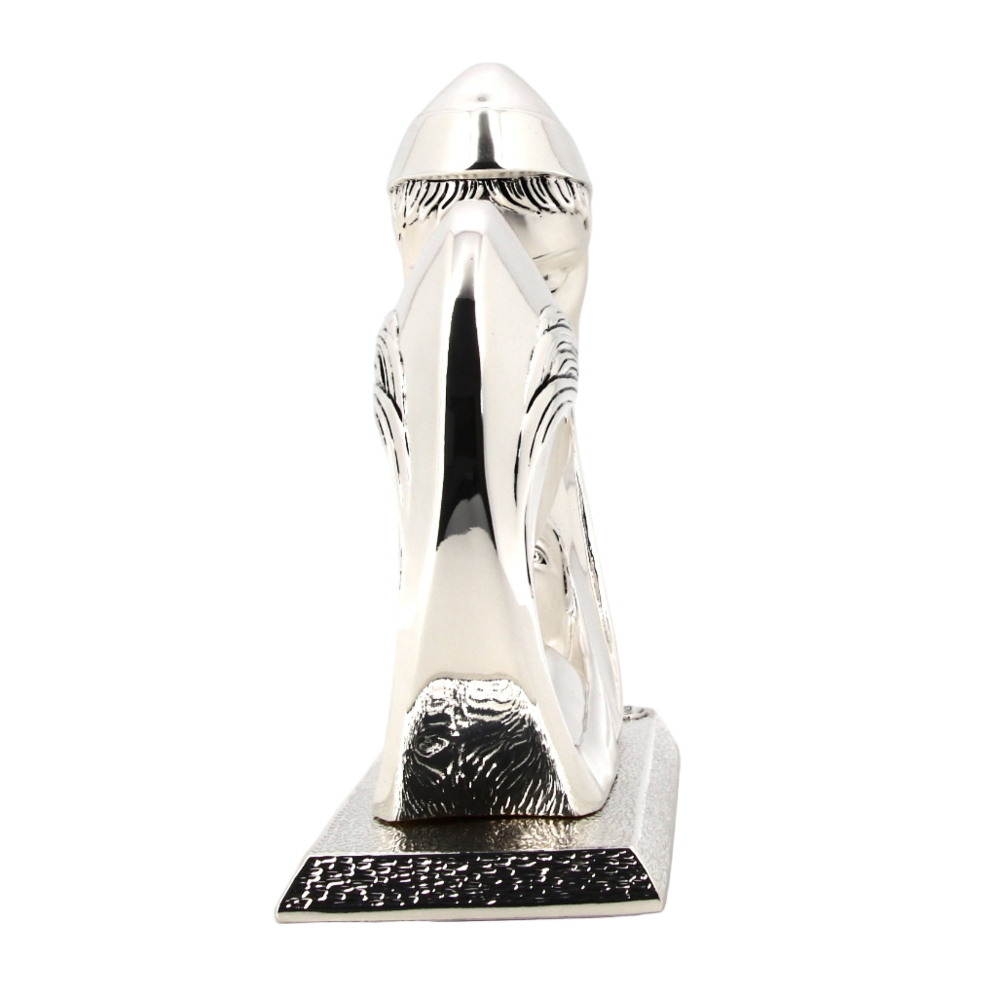 Sacra Famiglia in resina argentata con base. Altezza 21 cm