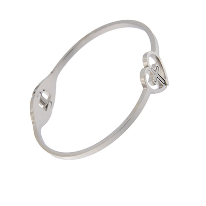 Bracciale rigido in acciaio con cuore e croce. Dimensioni 6,5x5 cm