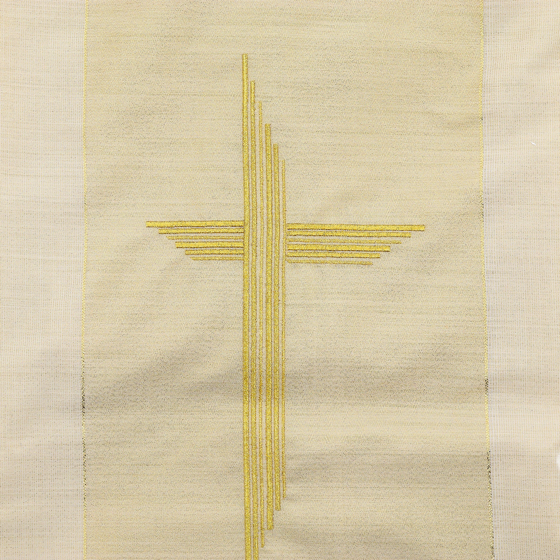 Casula con Croce ricamata su tessuto sfumato. Lana lurex


