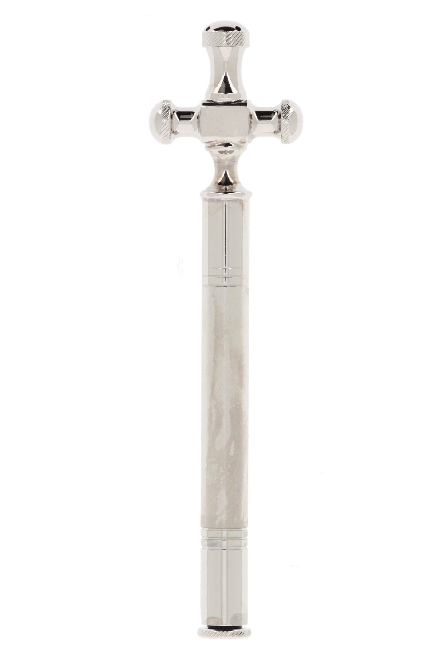 Aspersorio croce in ottone argentato con custodia. Dimensioni 1,5x20cm