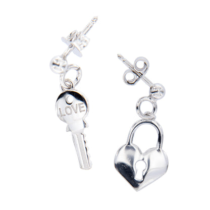 Coppia di orecchini Chiave e Lucchetto in argento 925. Dimensioni 1x0,6 cm