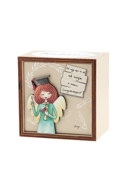 Piantina Kodama in cubo di legno - immagine Laurea. Dimensioni 10x10 cm
