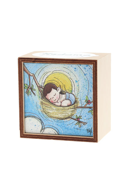 Piantina Kodama in cubo di legno - immagine Pulcino nel nido. Dimensioni 10x10 cm