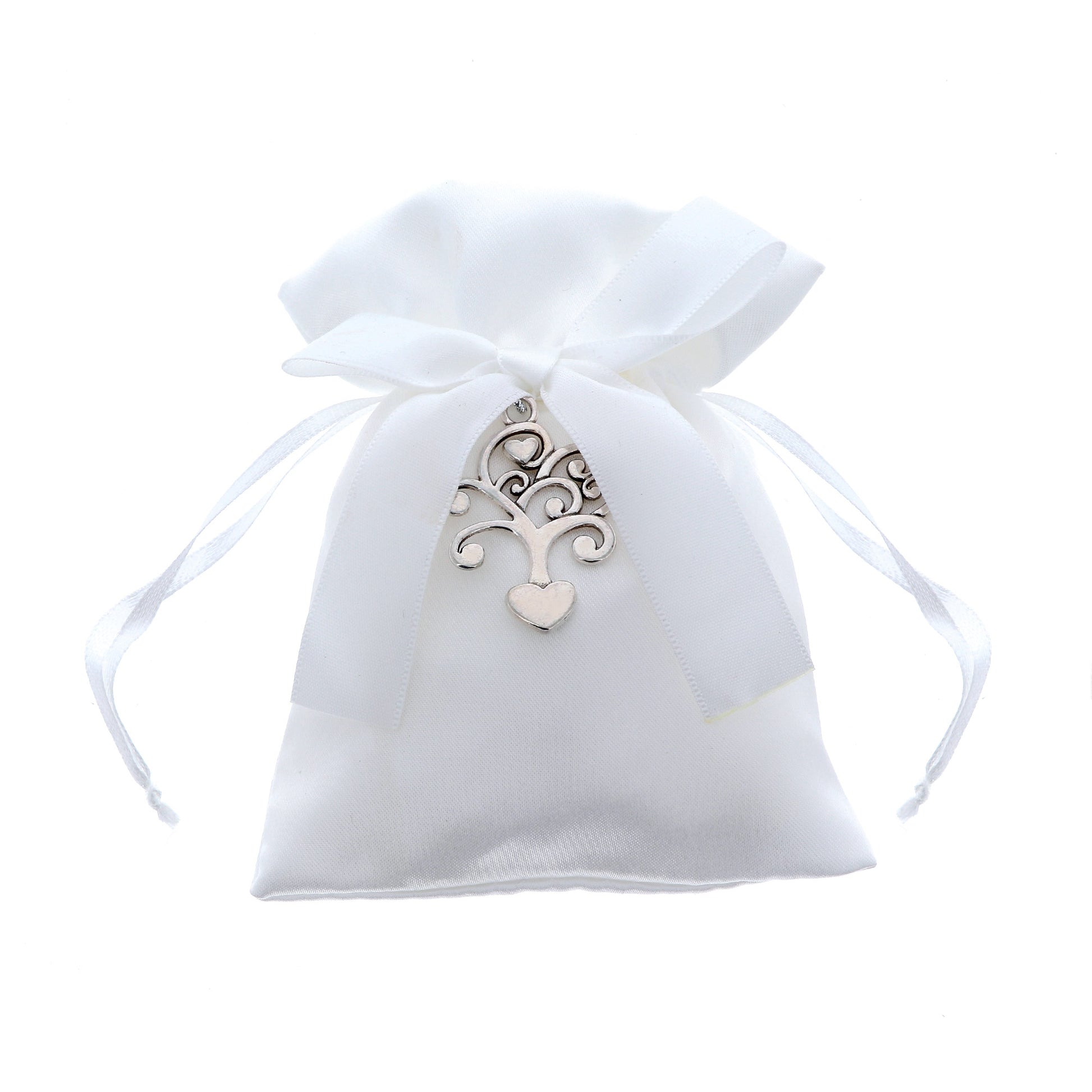 Sacchetto portaconfetti bianco con ciondolo Albero della Vita in metallo. Dimensioni 13x10 cm