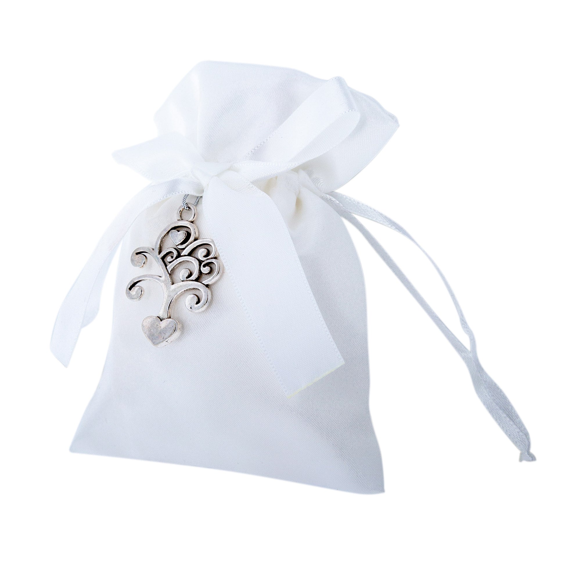 Sacchetto portaconfetti bianco con ciondolo Albero della Vita in metallo. Dimensioni 13x10 cm