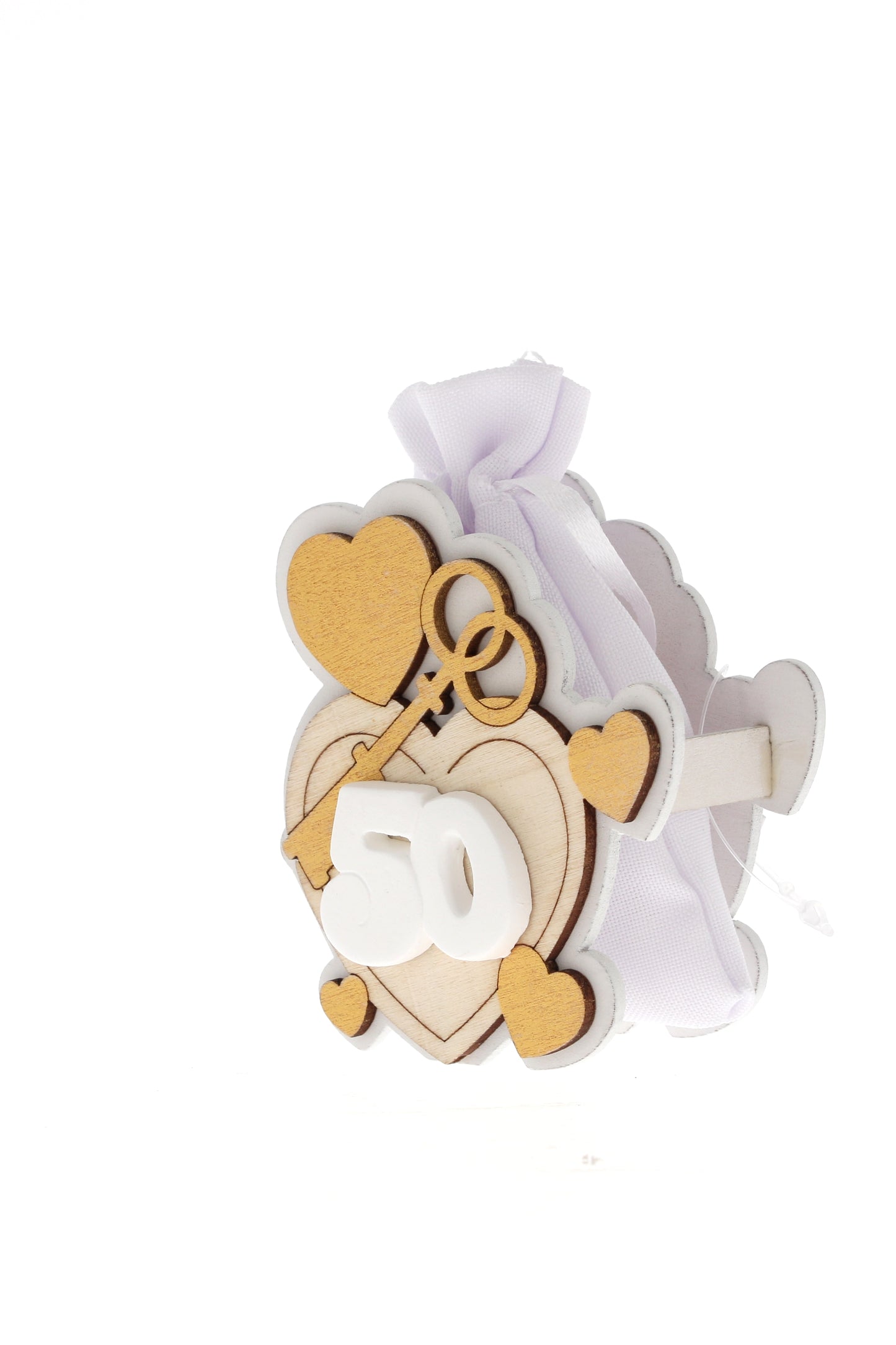Sacchetto per confetti su Cuori in legno e numero 50 in porcellana. Altezza 8 cm