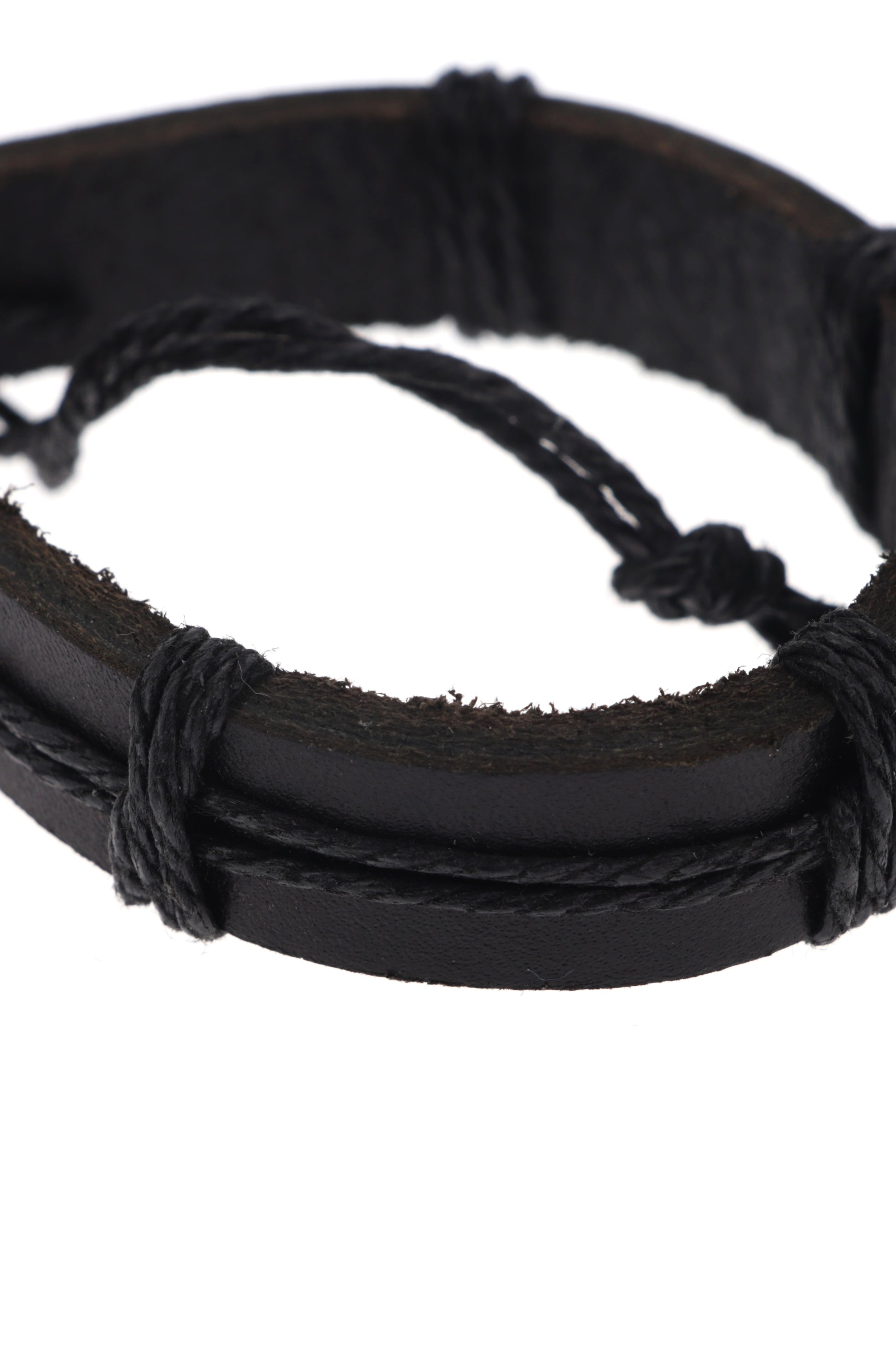 Bracciale san Benedetto in cuoio nero regolabile