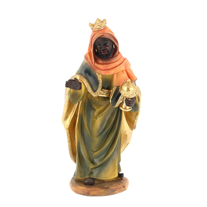 Set presepe composto da 11 soggetti in resina. Altezza 16 cm