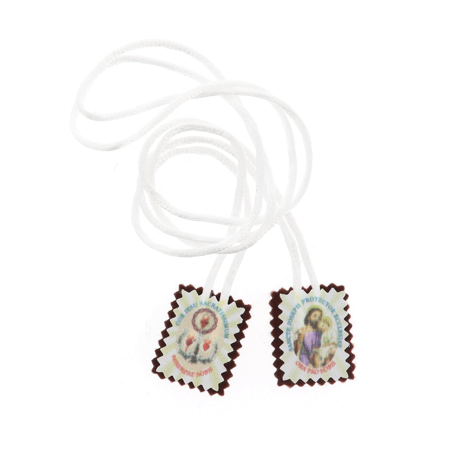 Scapolare in stoffa San Giuseppe. Dimensioni 3x2,5 cm.