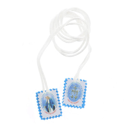 Scapolare in stoffa con Medaglia Miracolosa. Dimensioni  3x2,5 cm.