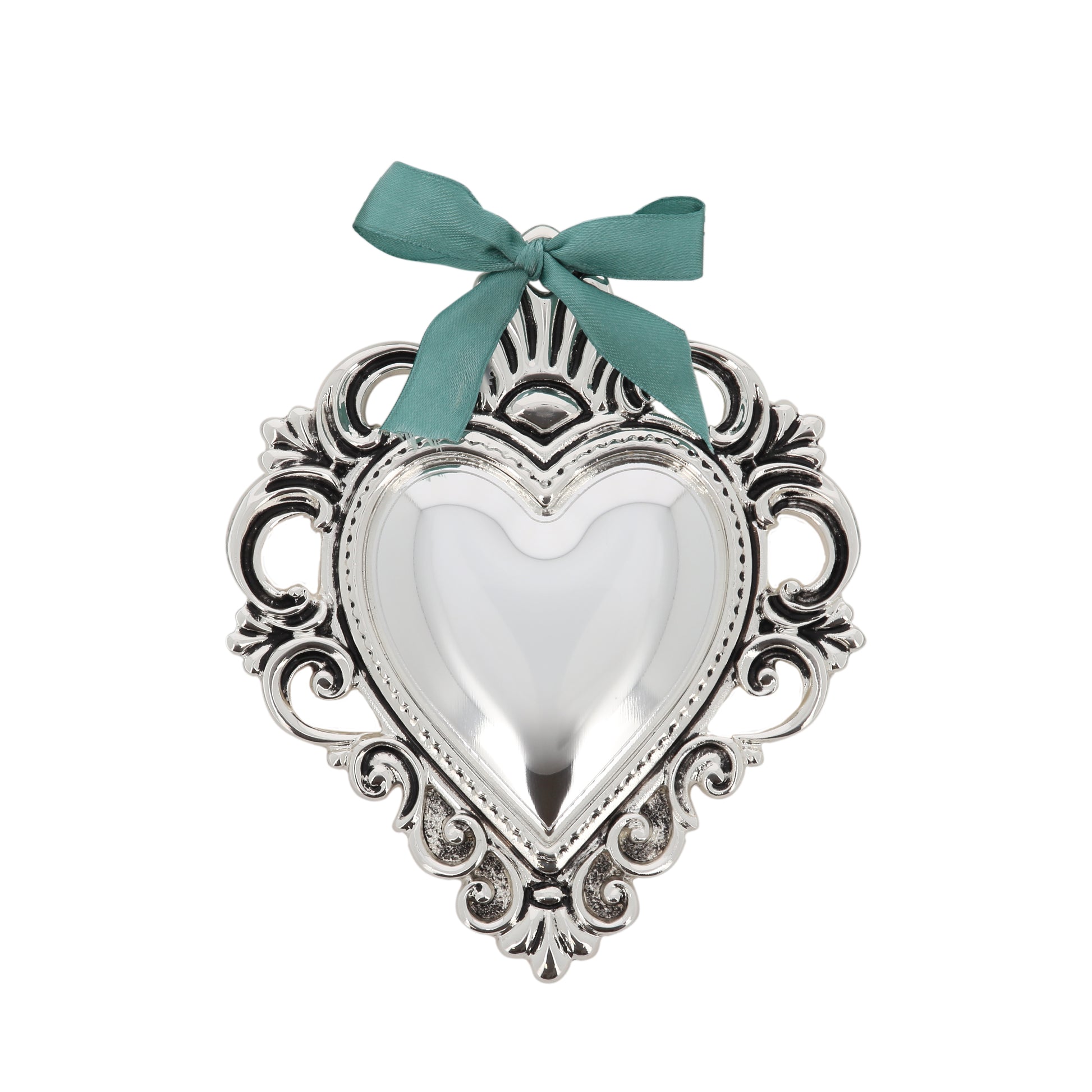 Cuore Votivo moderno in resina argentata. Dimensioni 17,5x21,5 cm