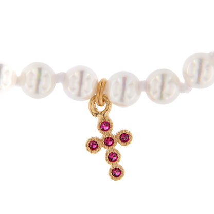 Bracciale Crucis in perle di conchiglia, Croce con zirconi Rubino in argento 925