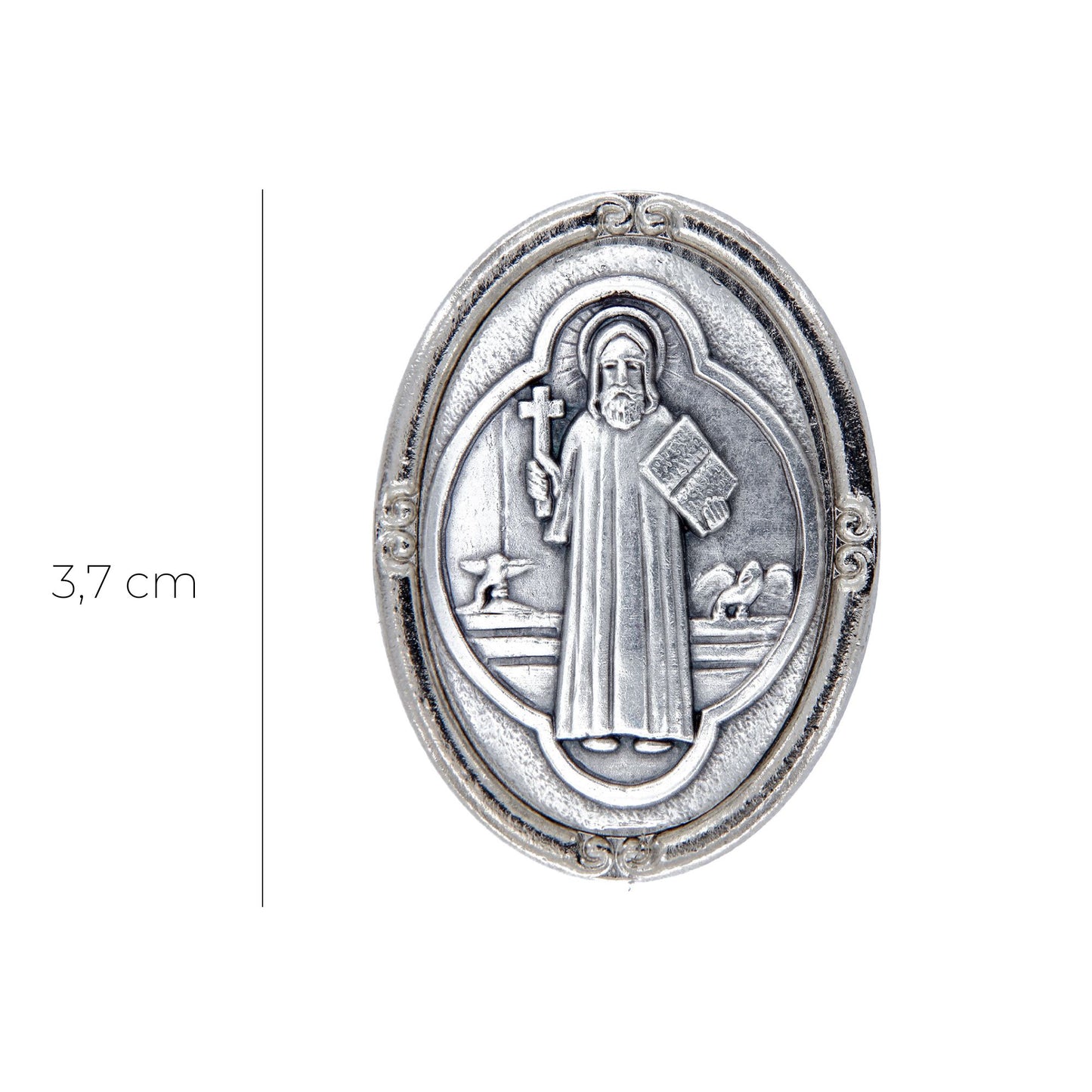 Calamita ovale in zama, immagine San Benedetto e adesivo. Altezza 3,7 cm