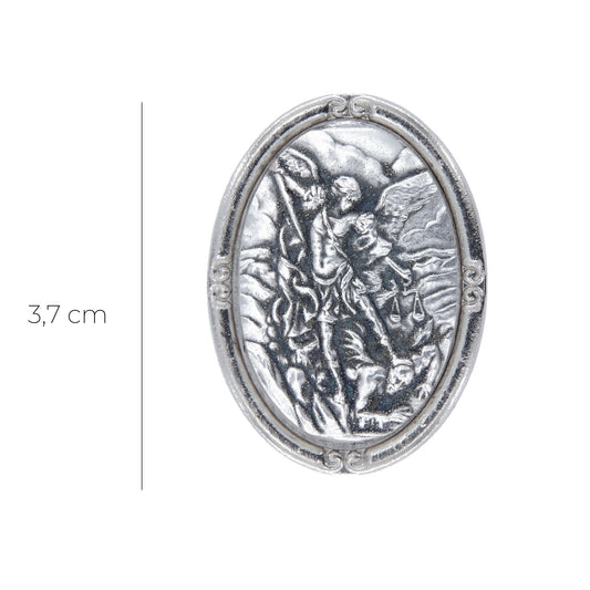 Calamita con adesivo, ovale, in zama, San Michele. Altezza 3,7 cm