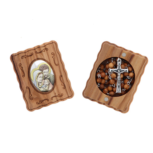 Cofanetto in legno d'ulivo Sacra Famiglia con rosario abbinato. Dimensioni 4,7x5,7 cm