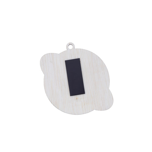 Immagine Piccolo Principe in legno a forma di mondo, con magnete e cordoncino. Altezza 8 cm