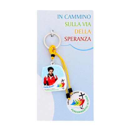 Portachiavi in polimero Carlo Acutis e logo ufficiale del Giubileo 2025. Altezza 10 cm
