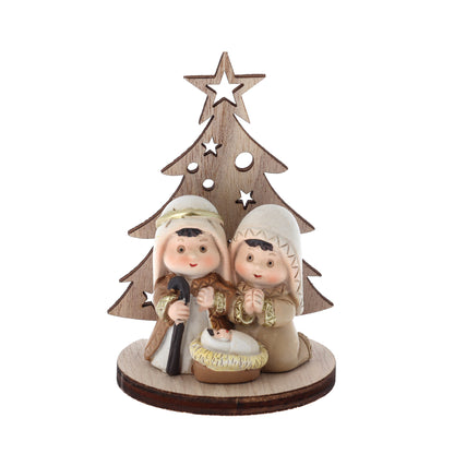 Presepe con Sacra Famiglia in resina su supporto in legno sagomato. Altezza 8 cm