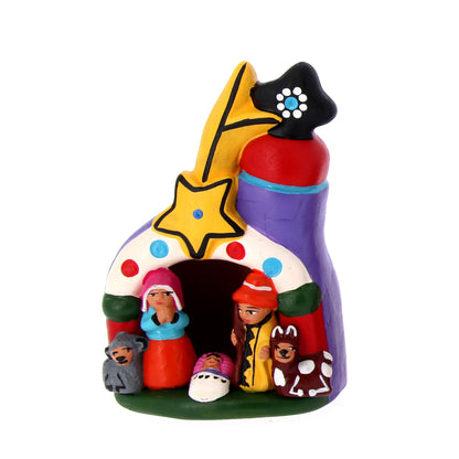 Presepe su chiesa con stella in colori assortiti. Dimensioni: 6,8x10,2 cm