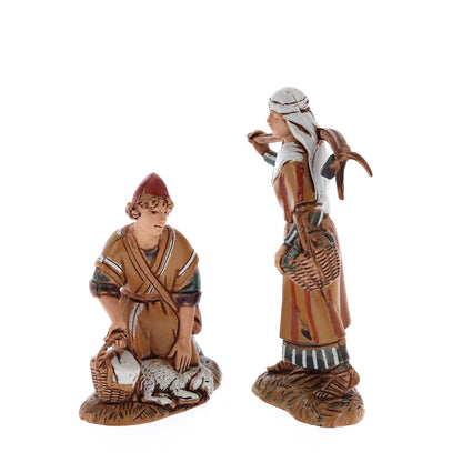 Confezione Pastori composta da 8 soggetti, in plastica. Altezza 10 cm