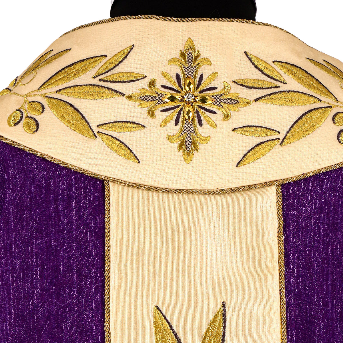 Casula Sacerdotale Misto Lana Viola con Ricamo Olivo