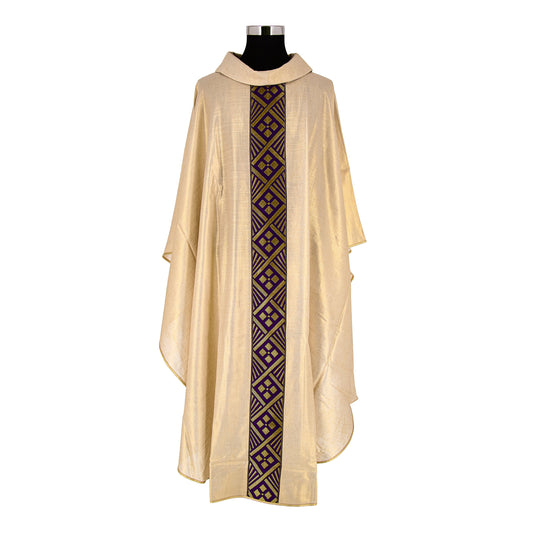 Priestly chasuble in pure linen with modern purple galloon