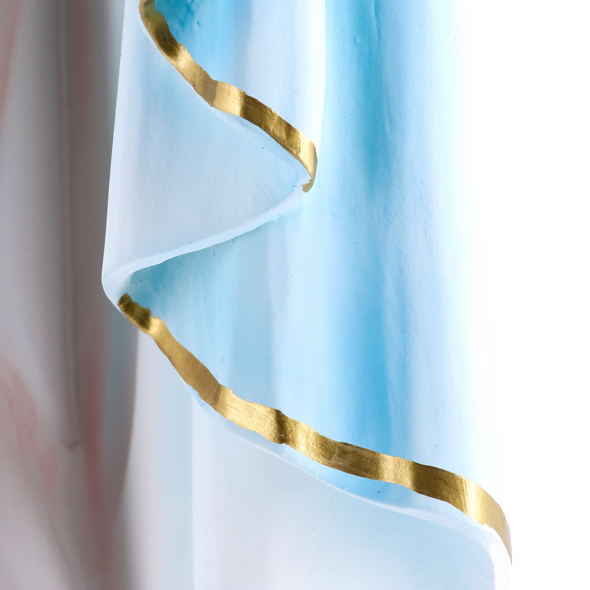 Statua Madonna Immacolata, in resina vuota. Altezza 80 cm