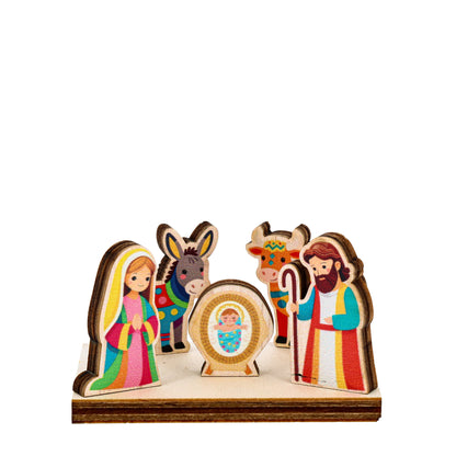 Paquete en cajita navideña con personajes del belén de madera, altura máxima de los personajes: 4,5 cm