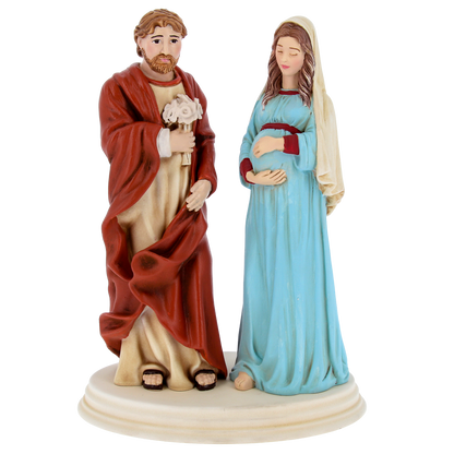 La Sacra Attesa. Madonna Gestante e S. Giuseppe protettore della Famiglia, in polvere di marmo.