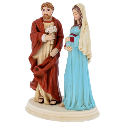 La Sacra Attesa. Madonna Gestante e S. Giuseppe protettore della Famiglia, in polvere di marmo.