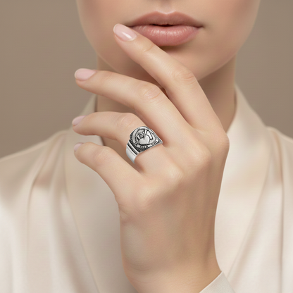 UNUM – Il Sigillo della Fede. Anello in argento 925