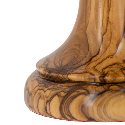 Calice in legno d'olivo con interno in ottone dorato. Dimensioni 20x8 cm