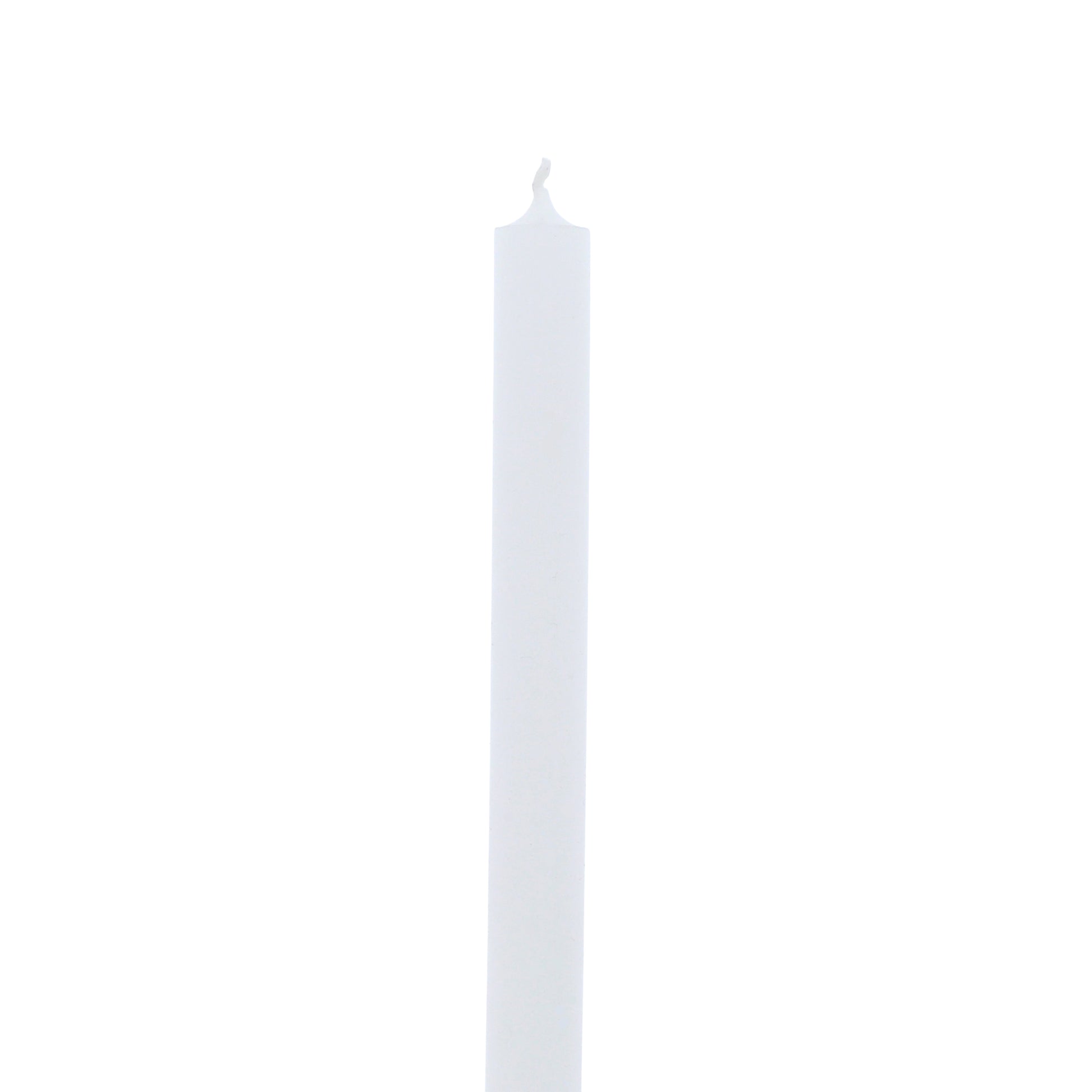 Candela bianca utilizzabile anche per flambeaux e candelora. Misure 30x1,6 cm