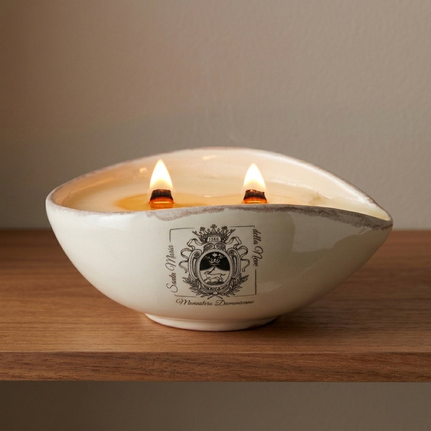 Candela Artigianale in Ciotola di Ceramica con Cera d’Altare – Suore Domenicane