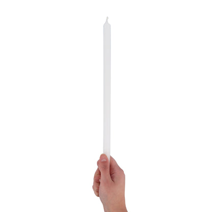 Candela bianca utilizzabile anche per flambeaux e candelora. Dimensioni 35x1,4 cm