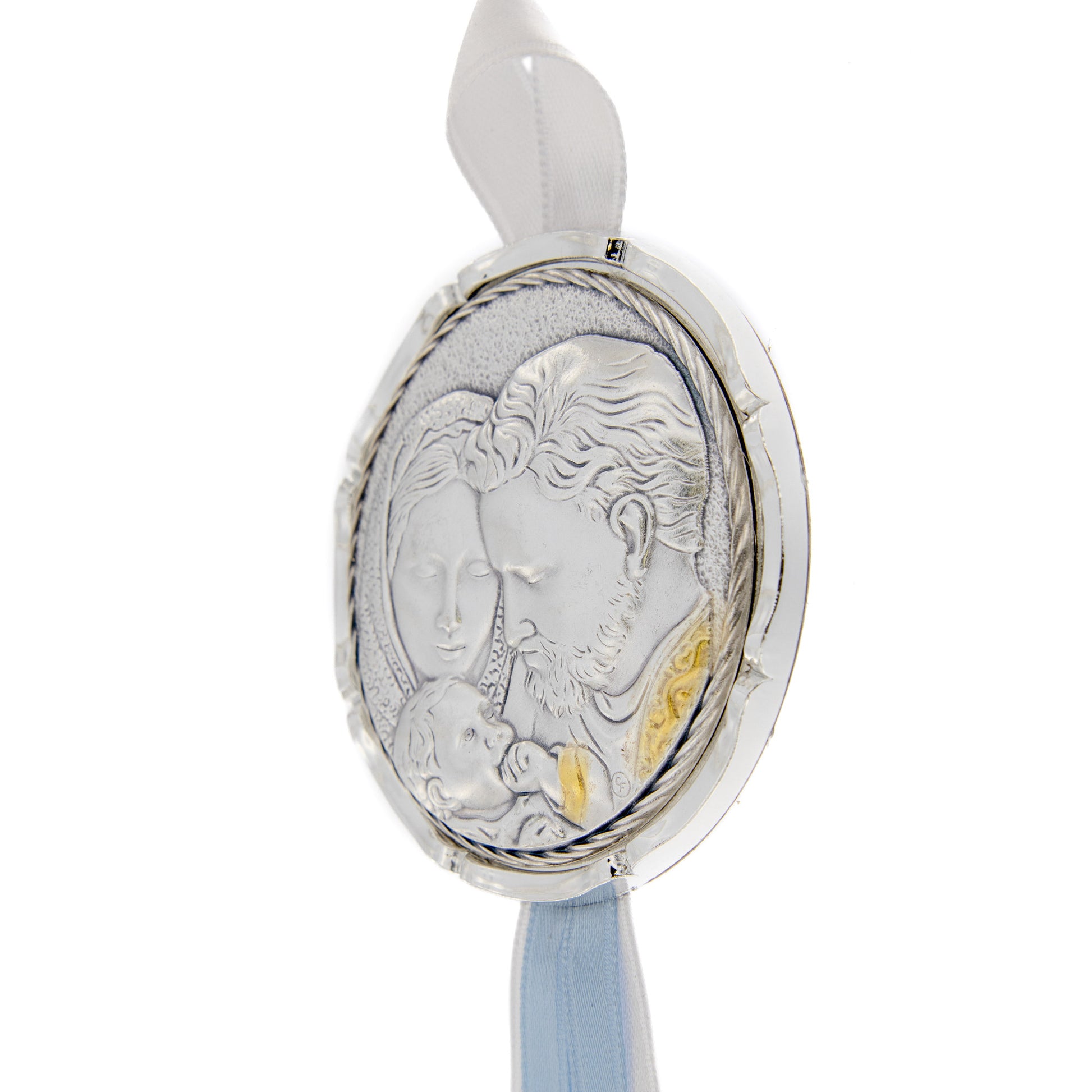 Capoculla Sacra Famiglia con dettagli oro con nastrino abbinato. Diam. 6,7 cm