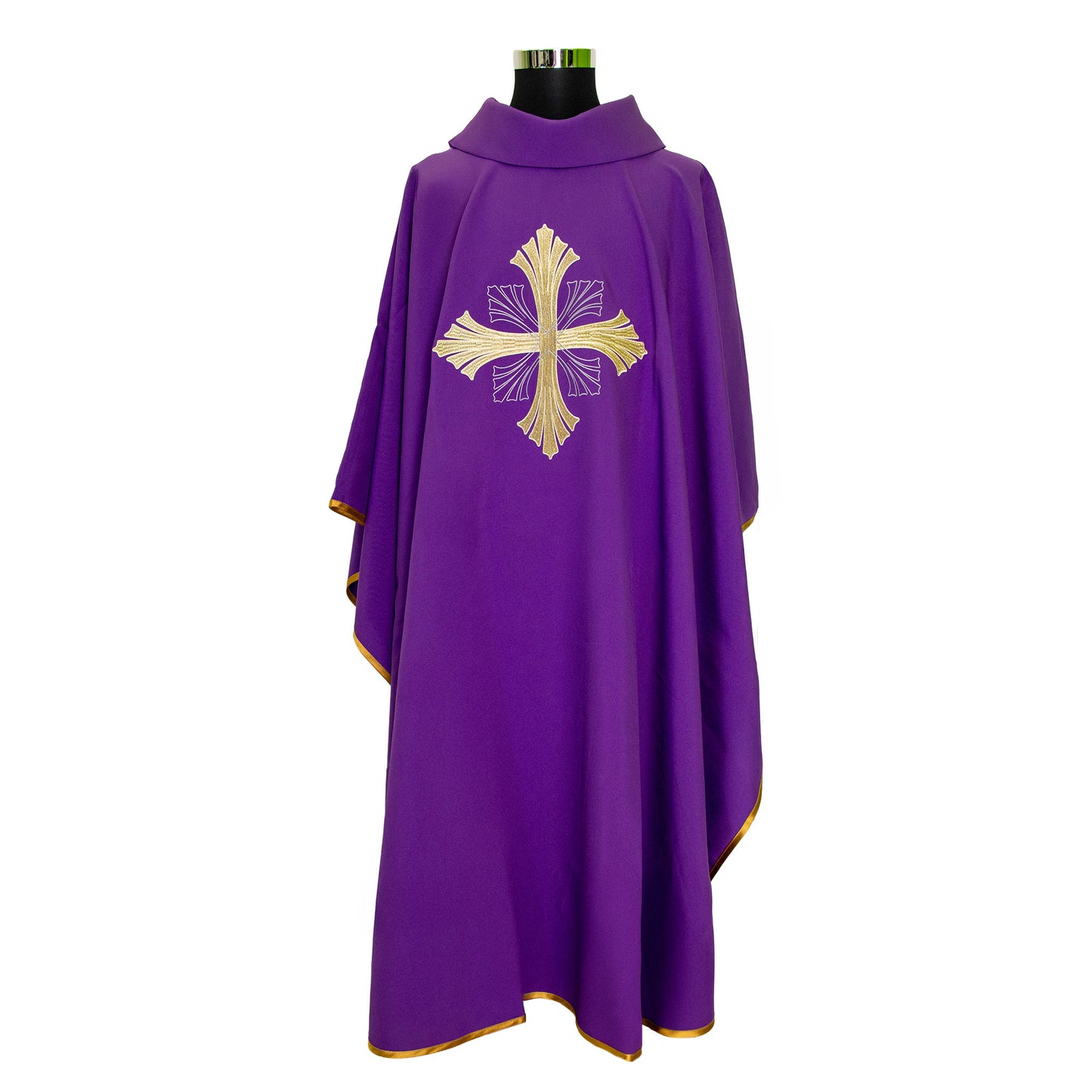 Casula liturgica con ricamo croce dorata