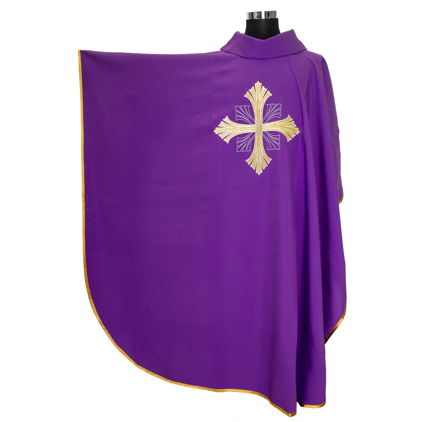 Casula liturgica con ricamo croce dorata