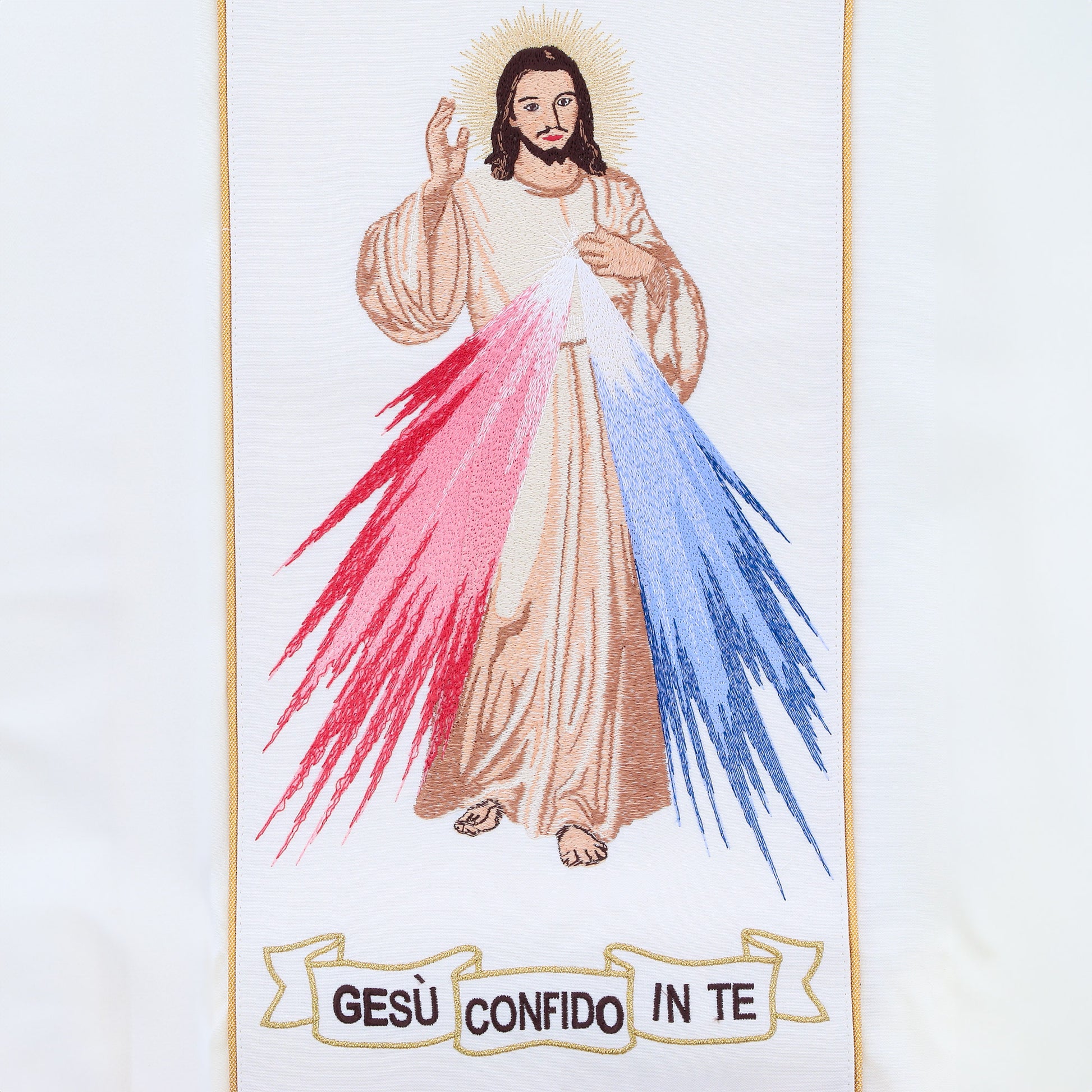 Casula avorio con ricamo Gesù Misericordioso e JHS. Misto poliestere