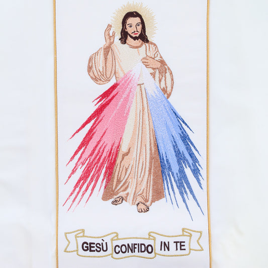 Casula avorio con ricamo Gesù Misericordioso e JHS. Misto poliestere