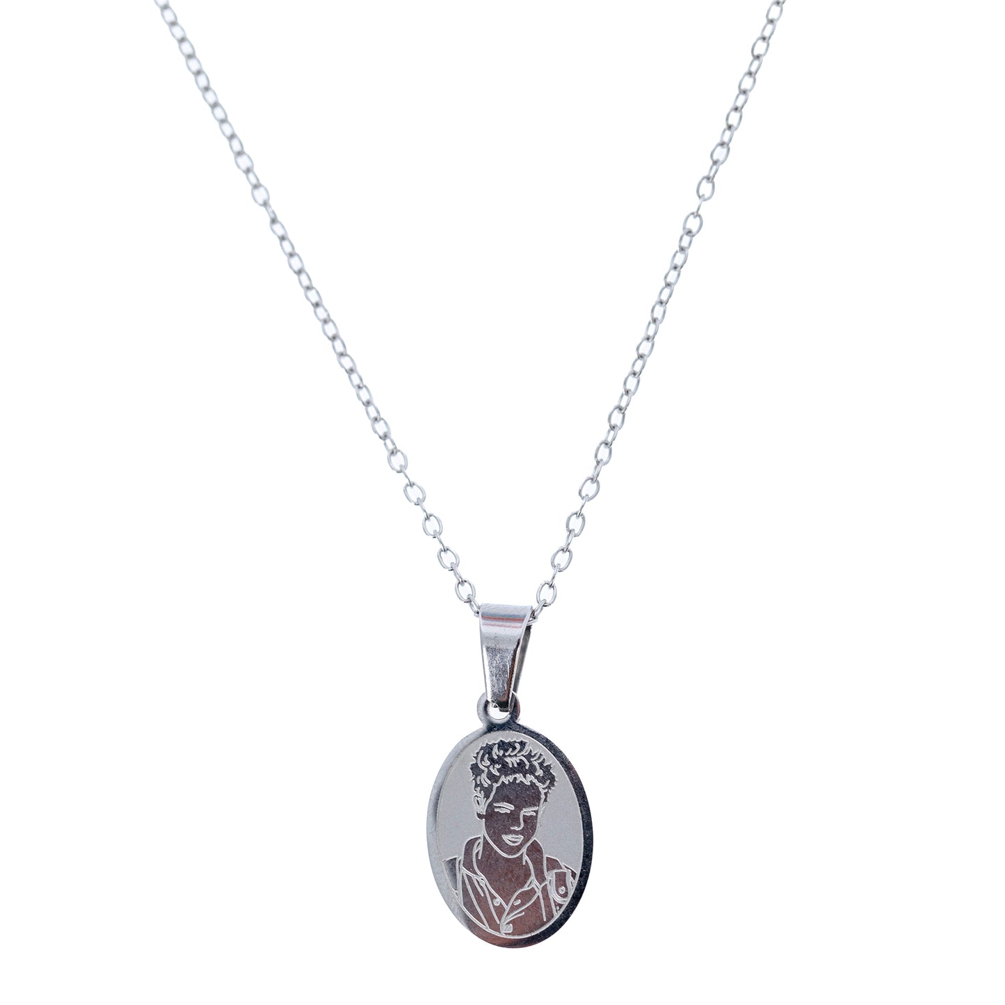 Collana in acciaio con ciondolo San Carlo Acutis. Lunghezza 24,5 cm