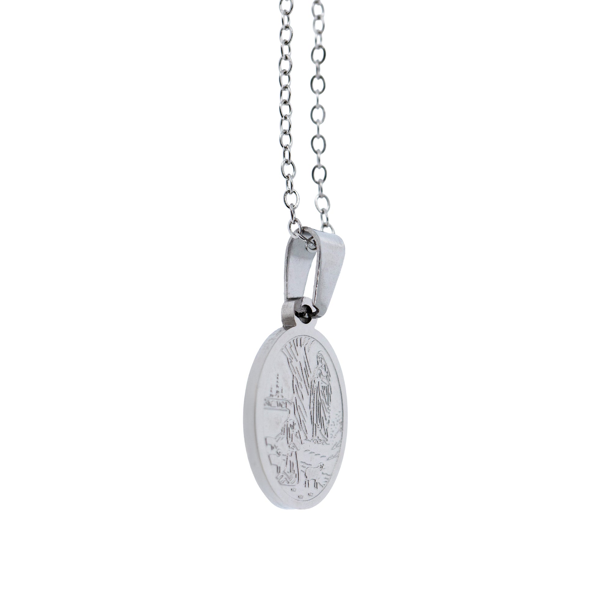 Collana in acciaio con ciondolo Madonna di Lourdes. Lunghezza 24 cm