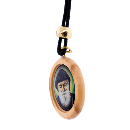 Ciondolo San Charbel in legno con cordino. Collana devozionale