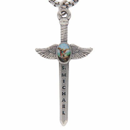 Chaînette avec épée de Saint Michel en métal 5,5x2,5 cm