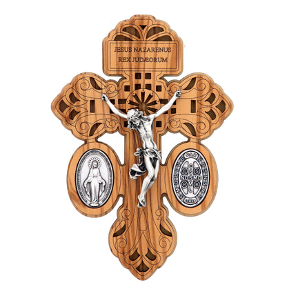 Croce del Perdono in legno, con medaglia Miracolosa e di S.Benedetto in zama. Altezza 18 cm