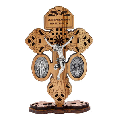 Croce del Perdono in legno con base, medaglia Miracolosa e di S.Benetetto in zama. Altezza 18 cm