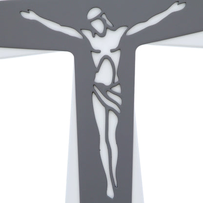 Crocifisso moderno da parete in legno bicolore con Cristo traforato laser – Croce da muro – 20x28 cm